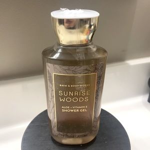 Bath and Body Works- Sunrise Woods Shower Gel